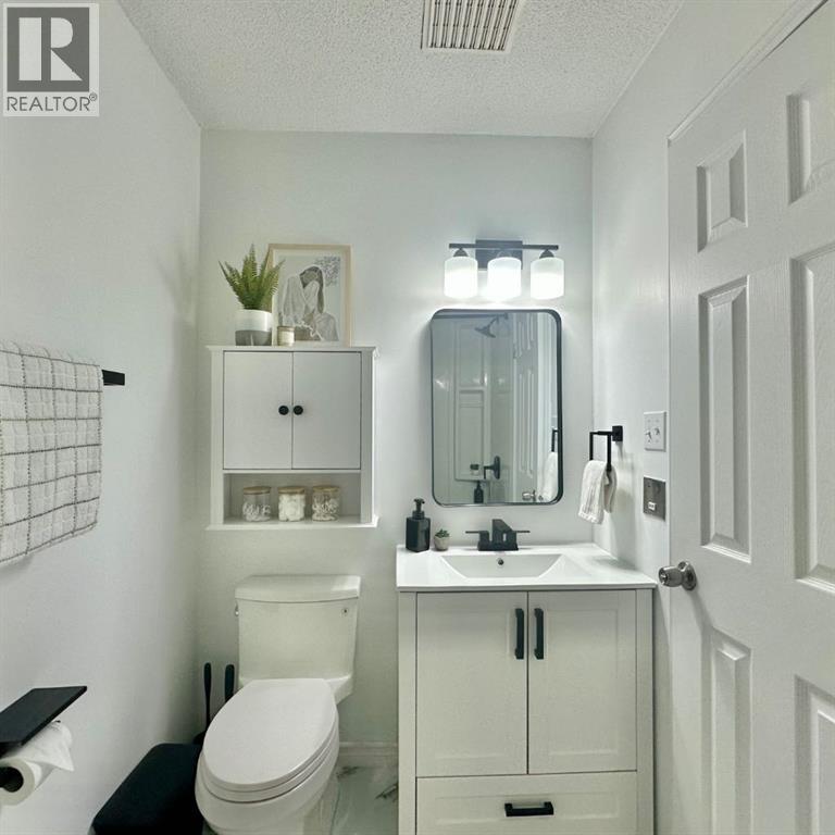 9919 101 Avenue - Photo 17