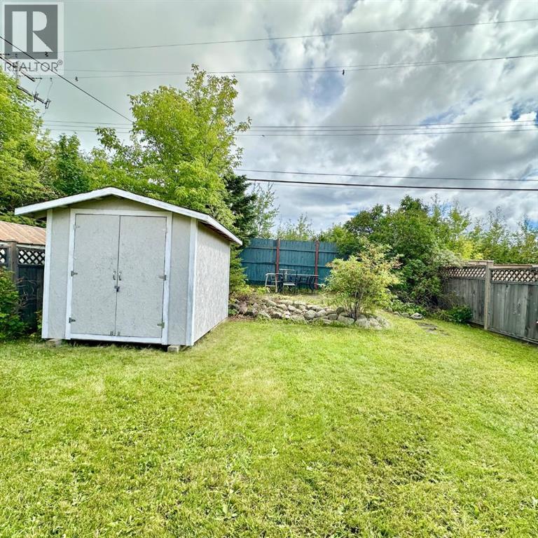 9919 101 Avenue - 33