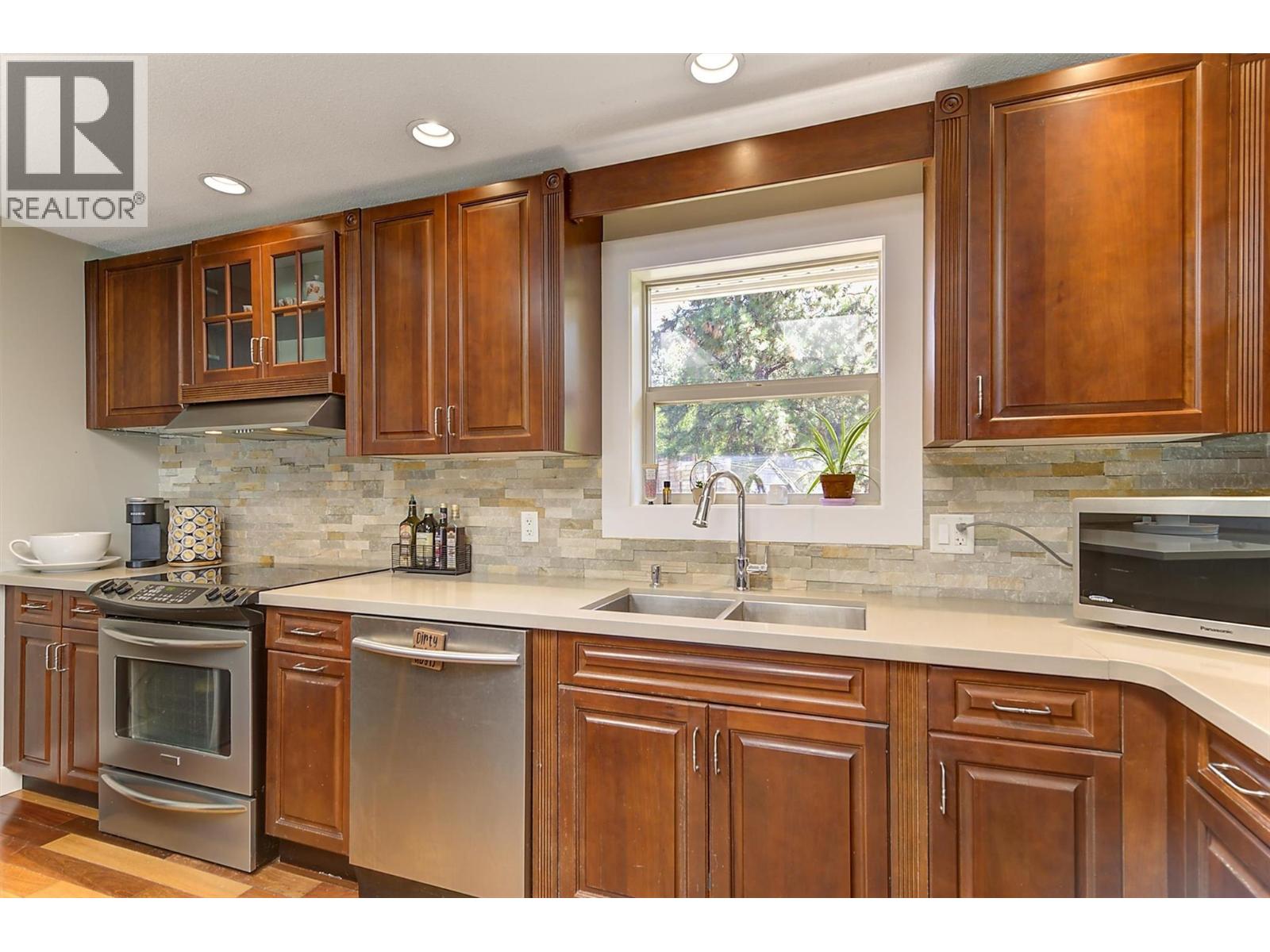 16621 Maki Road, Lake Country