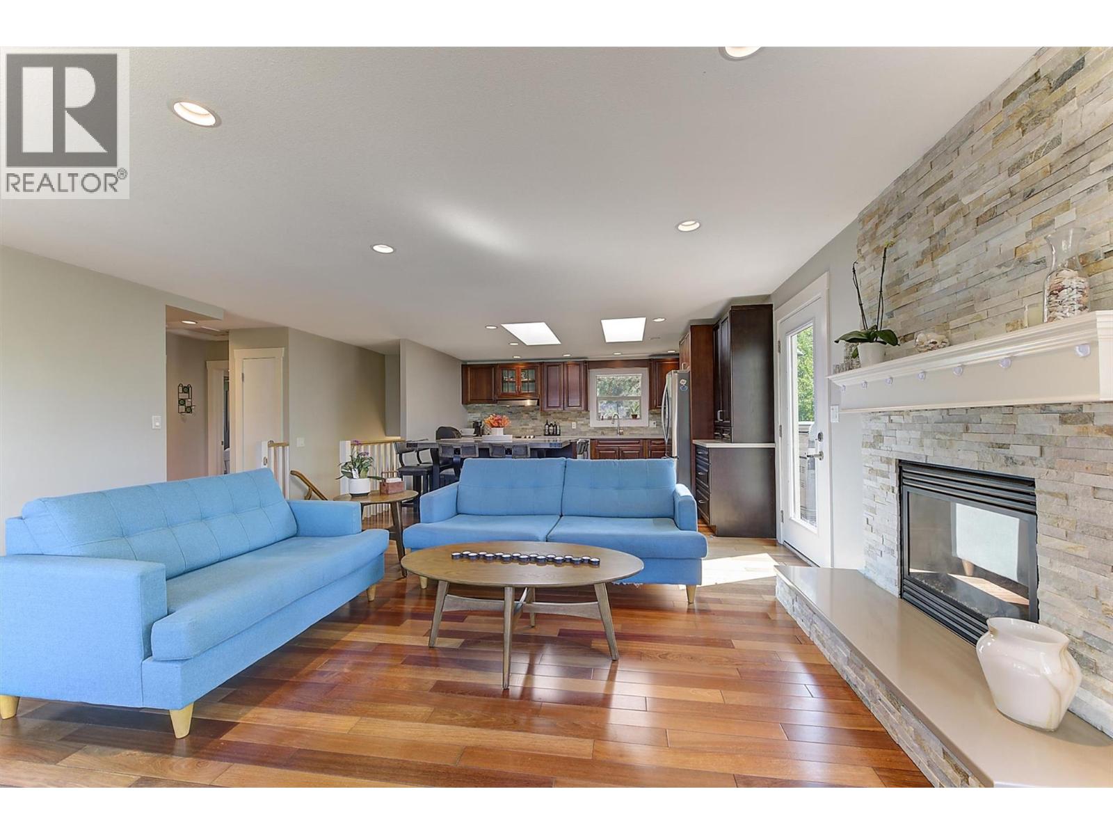 16621 Maki Road - 18