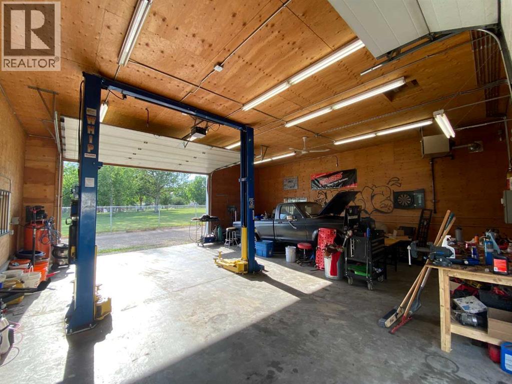 814 12 Street North - Photo 7