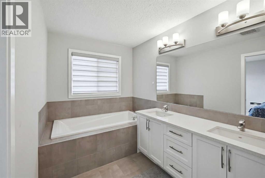 186 Carringvue Park NW - 32