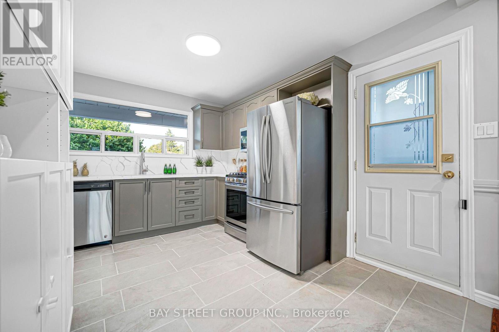 58 BILLINGSGATE CRESCENT - Image 6