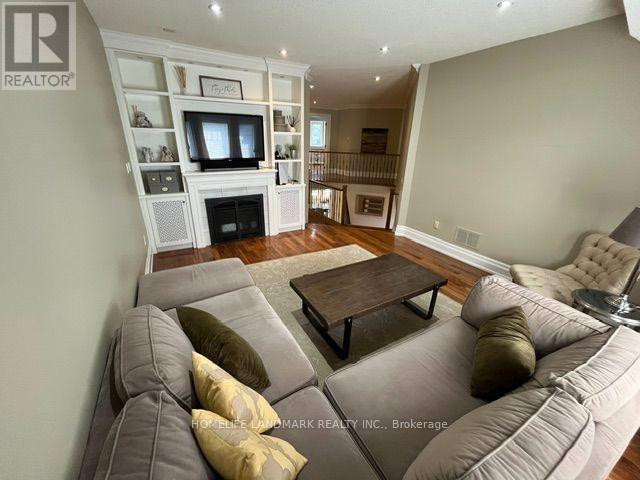 1102 SECRETARIATE ROAD - 16
