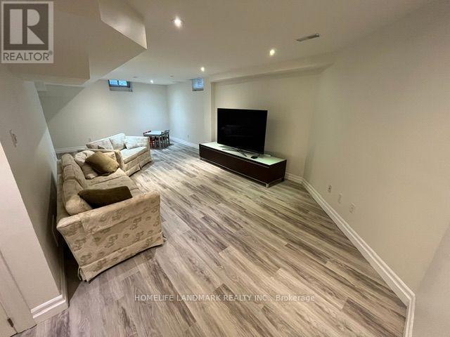 1102 SECRETARIATE ROAD - Image 28