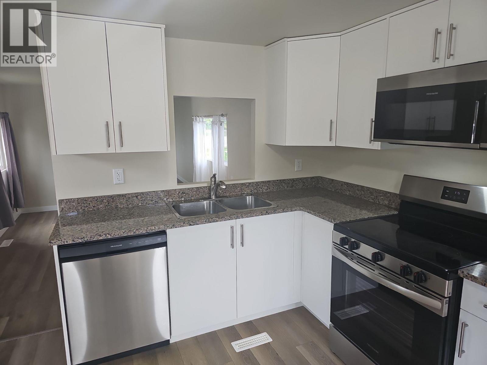 6 2271 FARRELL STREET, Prince George - Image 1