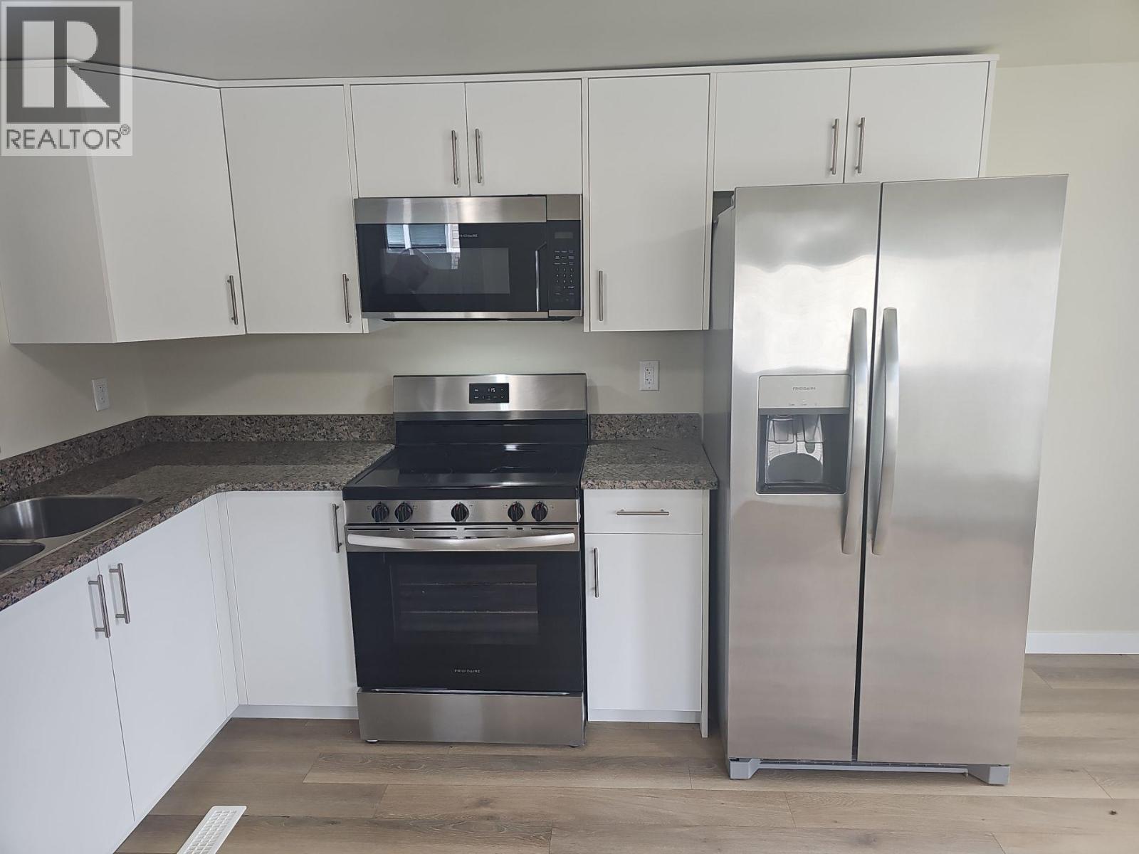 6 2271 FARRELL STREET, Prince George - Image 1
