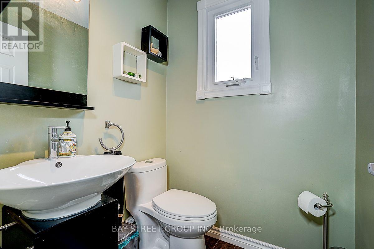 304 CHARLTON AVENUE - Image 29