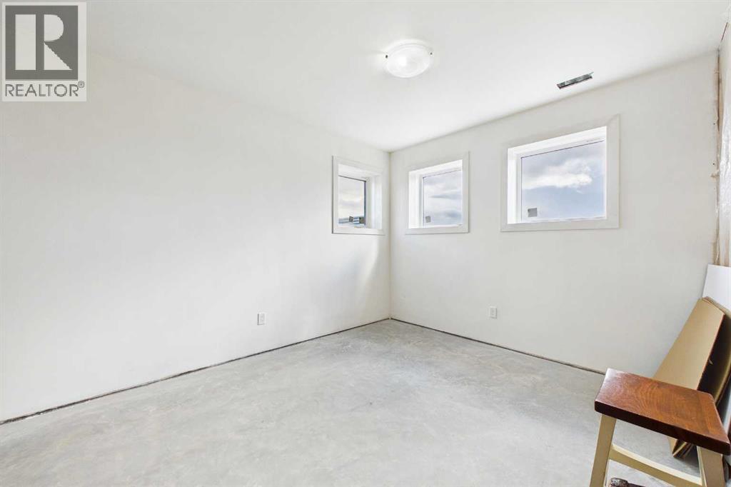 285102 Lochend Road - Photo 32