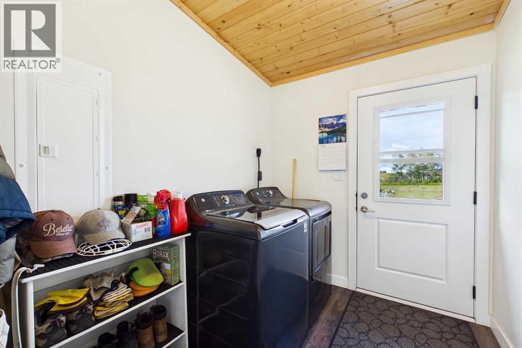 285102 Lochend Road - Photo 9