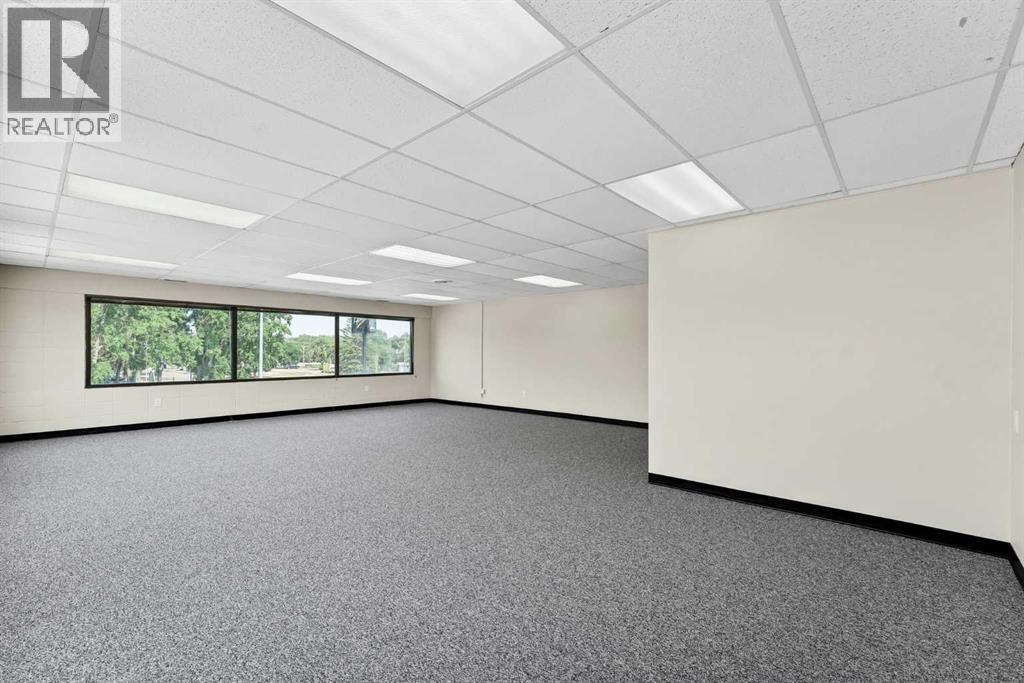 140 Maple Avenue Southeast - Photo 8