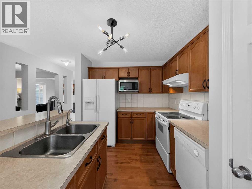 252 Bridlewood Common Southwest - Photo 17