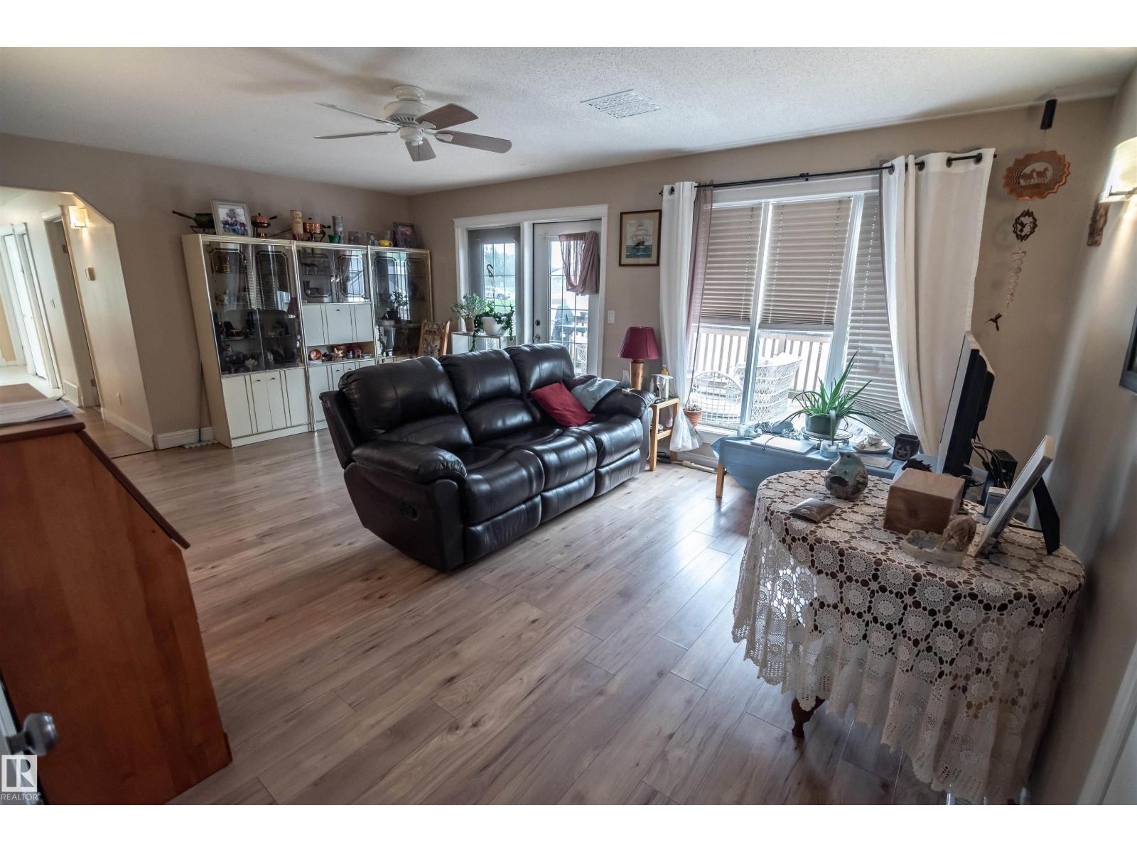 4824 50A Street - Photo 30