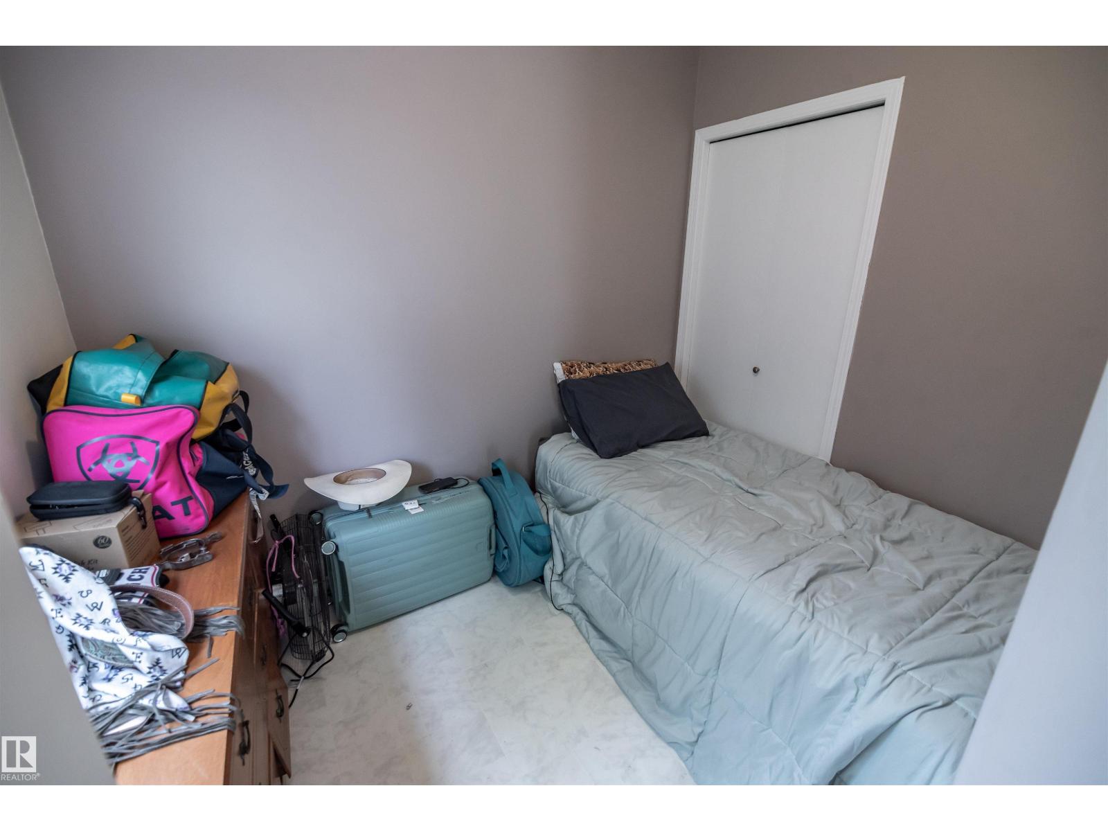 4824 50A ST - 21