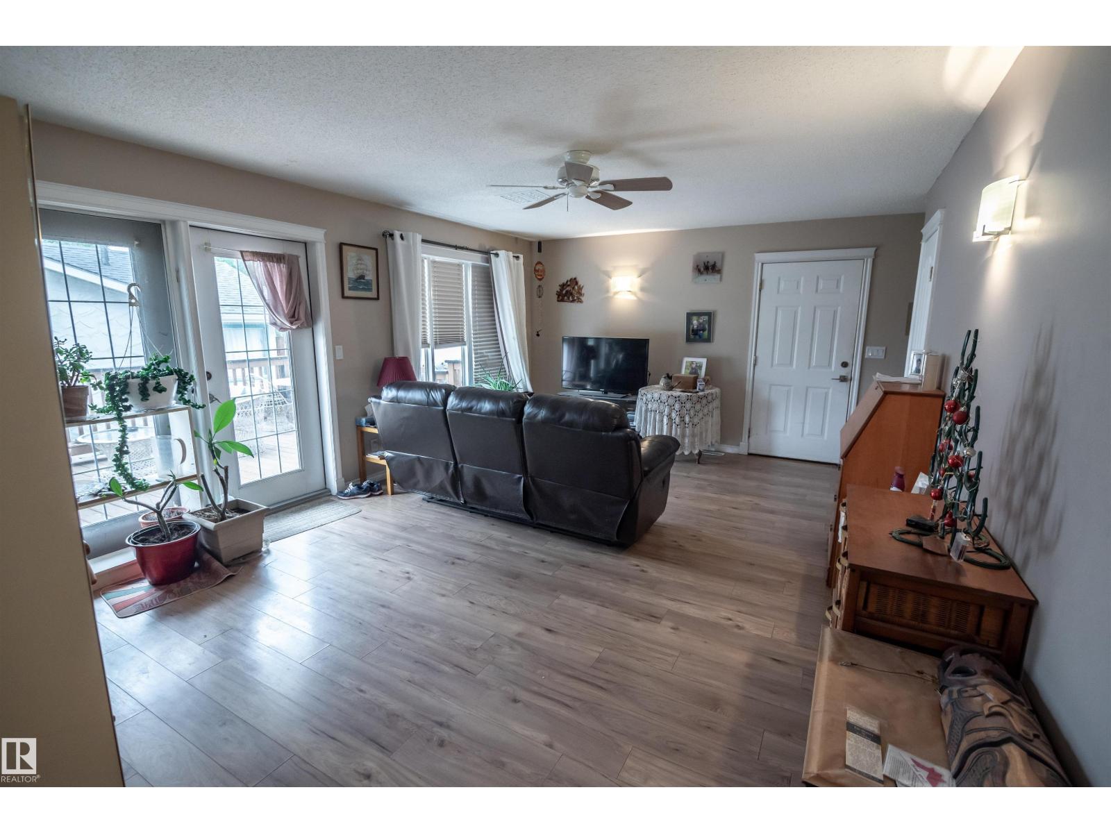 4824 50A Street - Photo 27