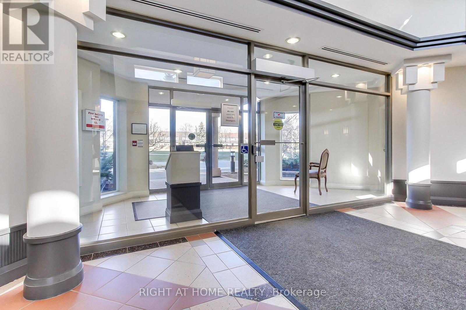 #1002 1140 PARKWEST PLACE - Image 36