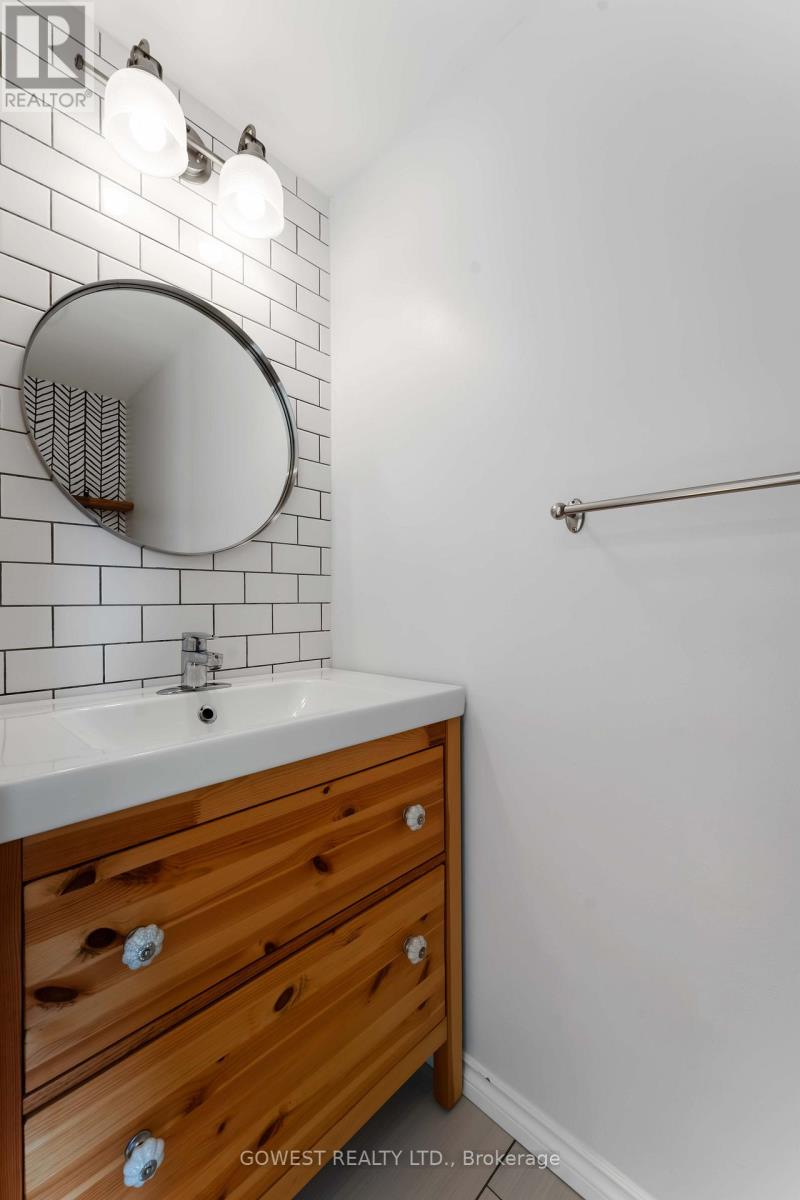 3 Bed, 2 Bath House for Sale in Ottawa – 94 FIELDGATE DRIVE, Ottawa – MLS# X13679000 - Image 22