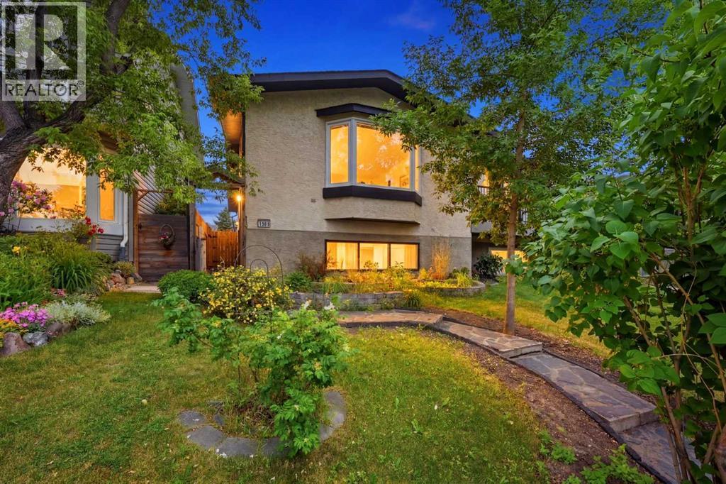 1004 Mckinnon Drive Northeast