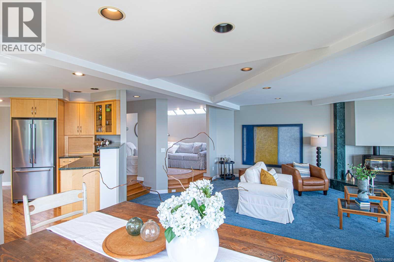 5267 Parker Ave - Image 34