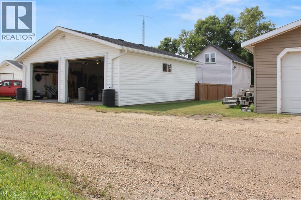 5129 51 Street - Photo 35