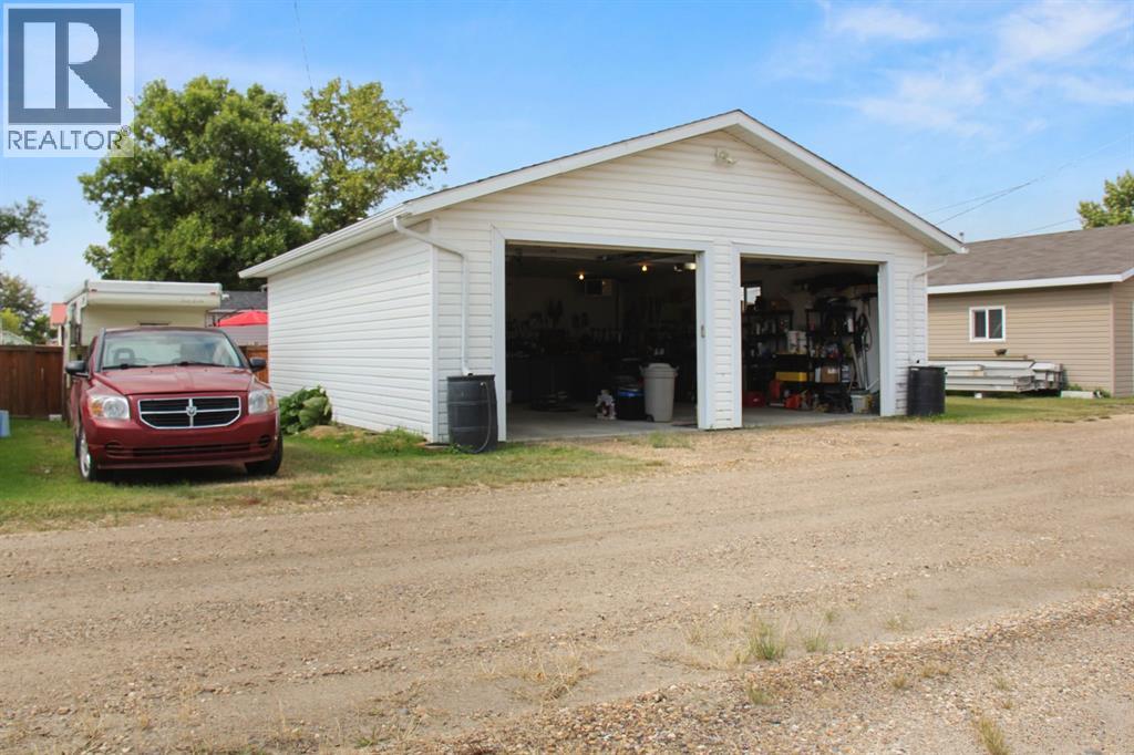 5129 51 Street - Photo 36