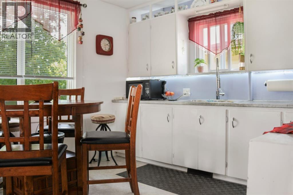 5129 51 Street - Photo 8