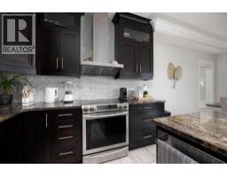 Bedroom - 724 Heritage Drive, Fort Mcmurray, AB T9K2X3 Photo 9