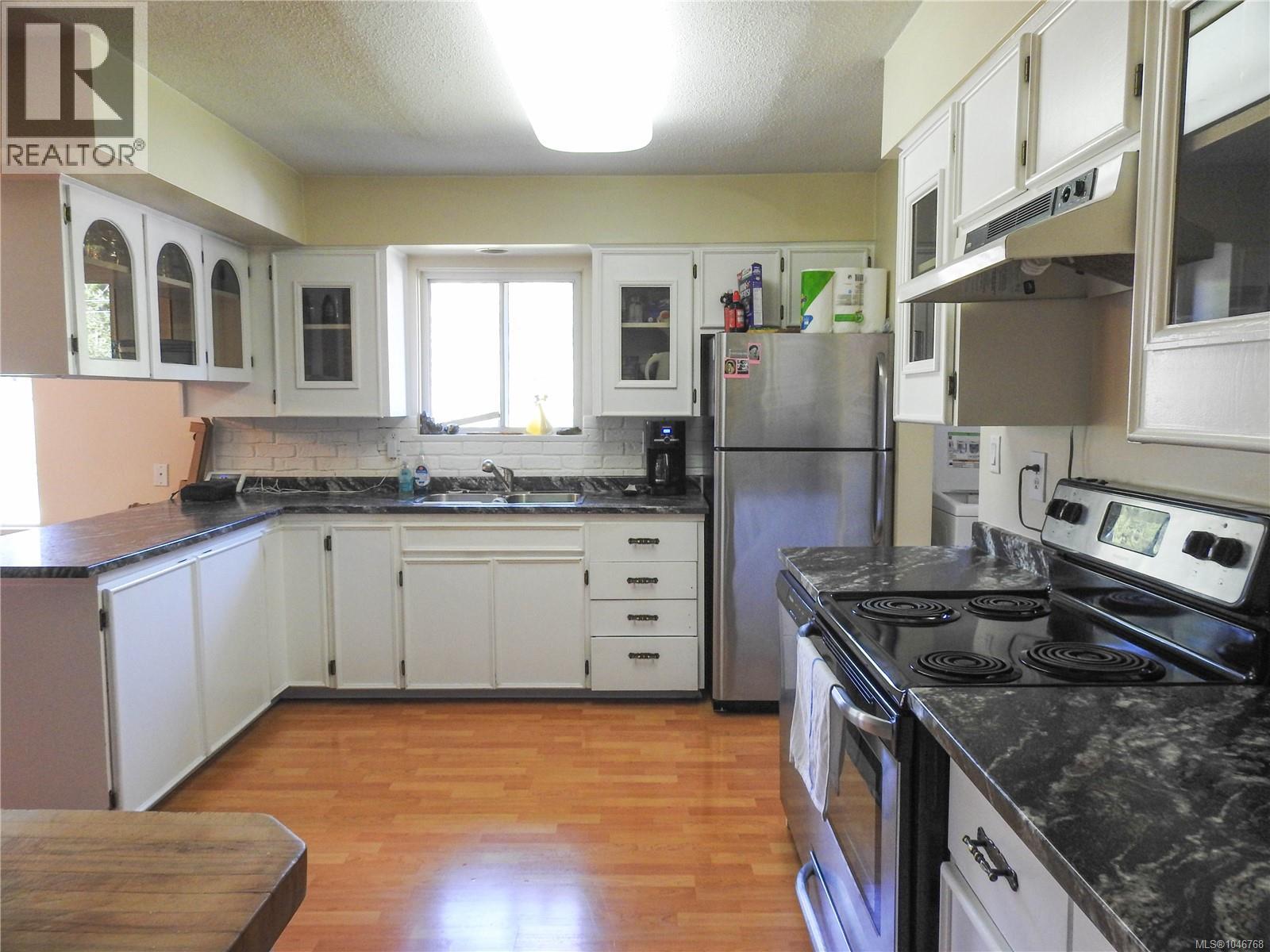 556 Coal Harbour Rd, Coal Harbour