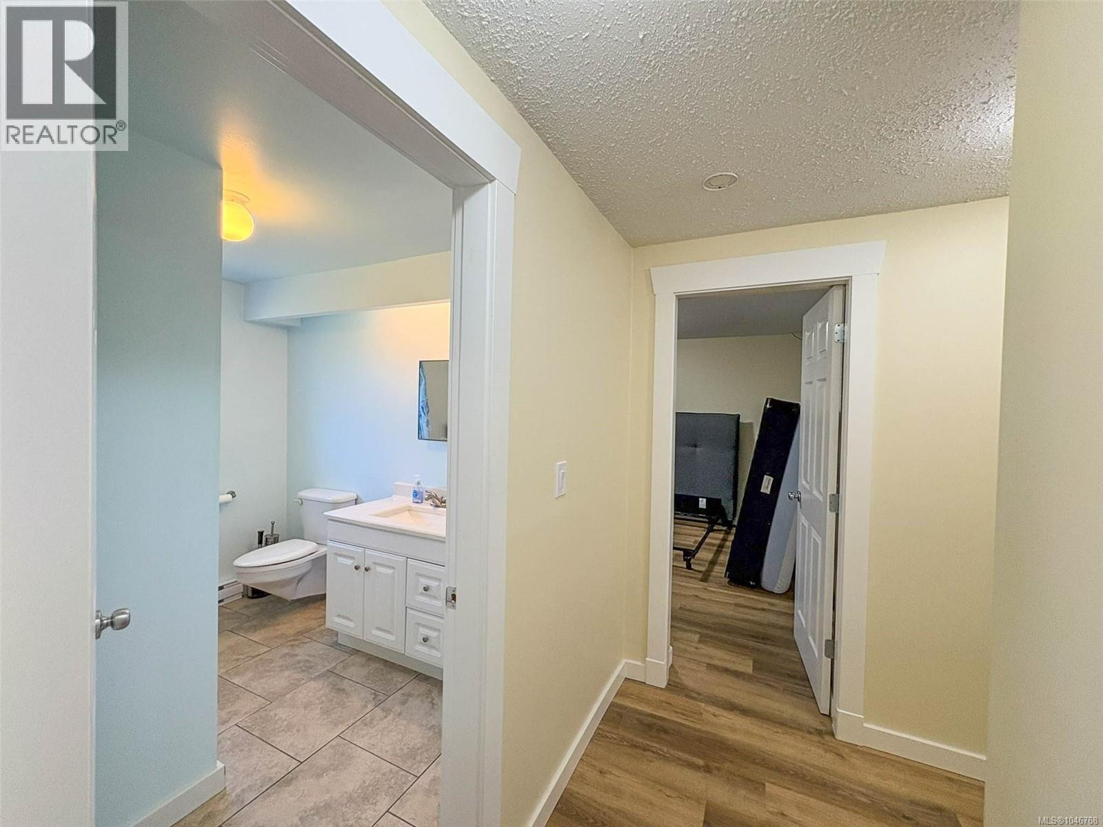 556 Coal Harbour Rd, Coal Harbour