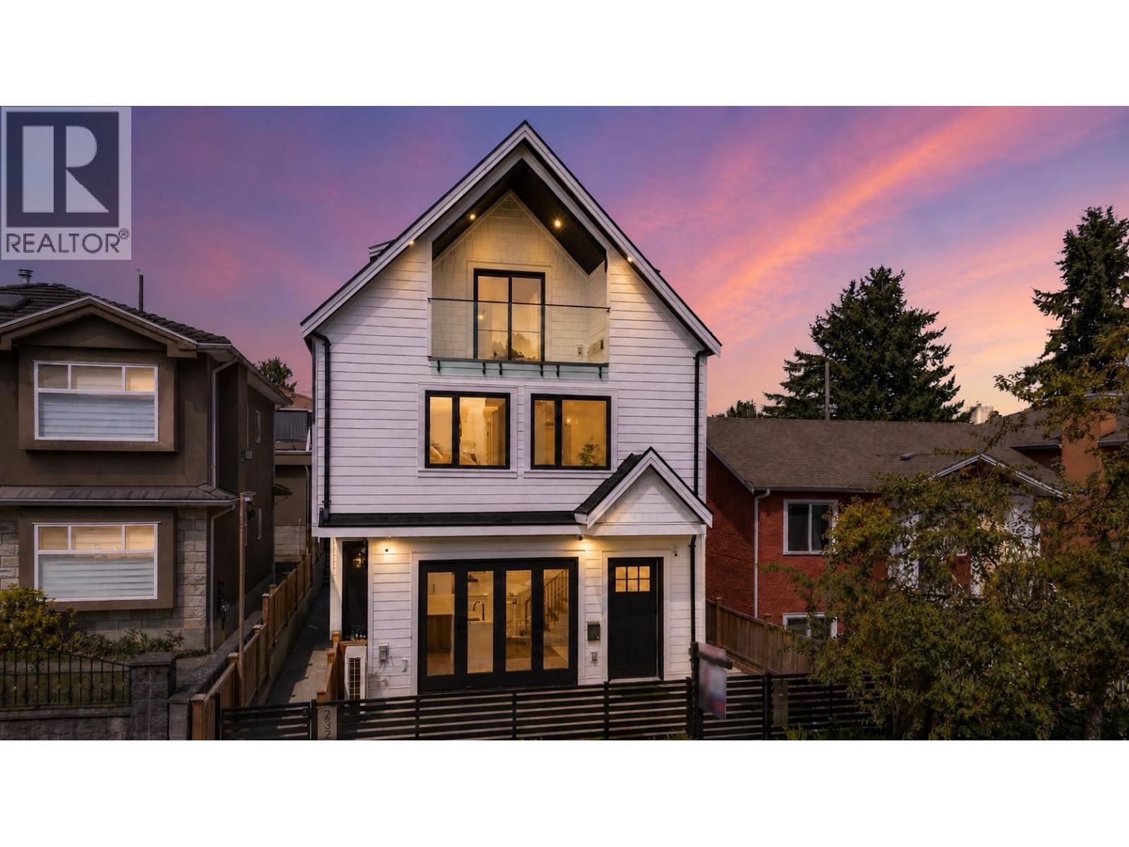 Property for sale at 1 3271 E GEORGIA STREET