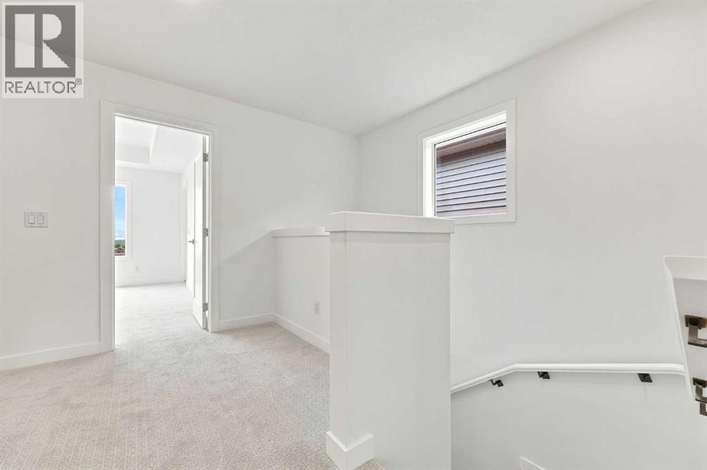 268 Huxbury View Northeast - Photo 18