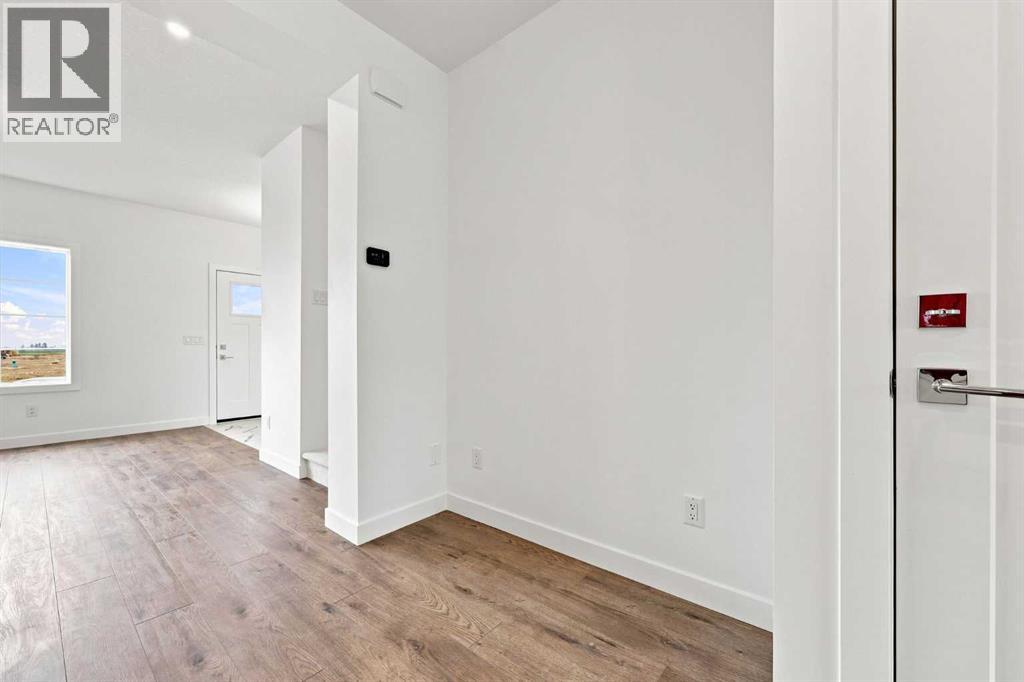 268 Huxbury View Northeast - Photo 7