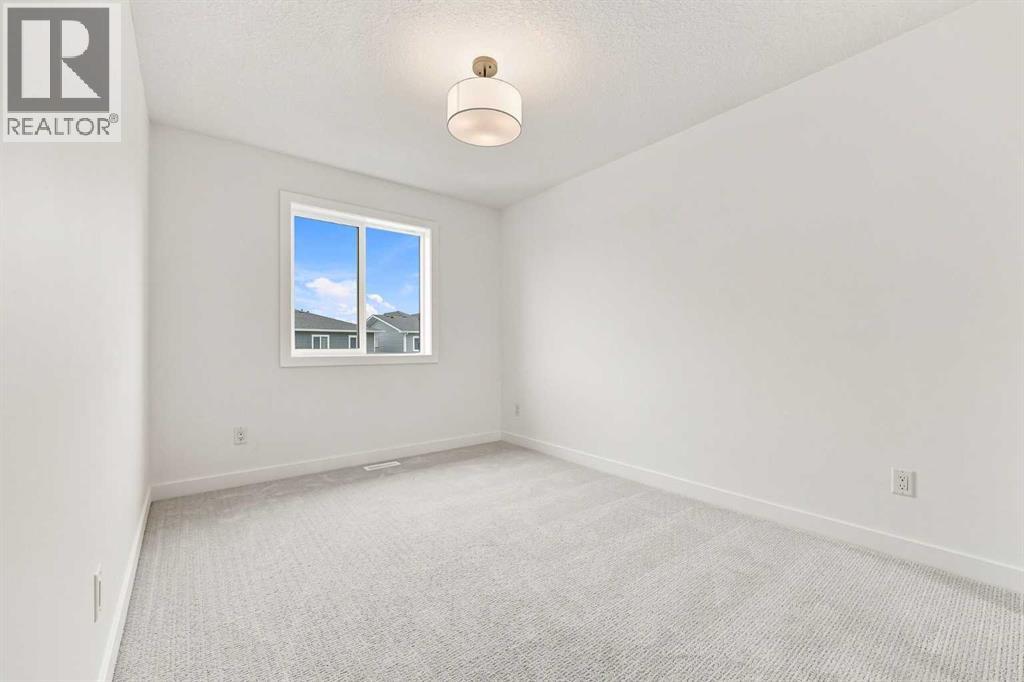 268 Huxbury View Northeast - Photo 28