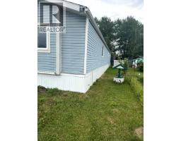 48 7414 Forest Lawn Street, Fort St  John, BC V1J8B7 Photo 9