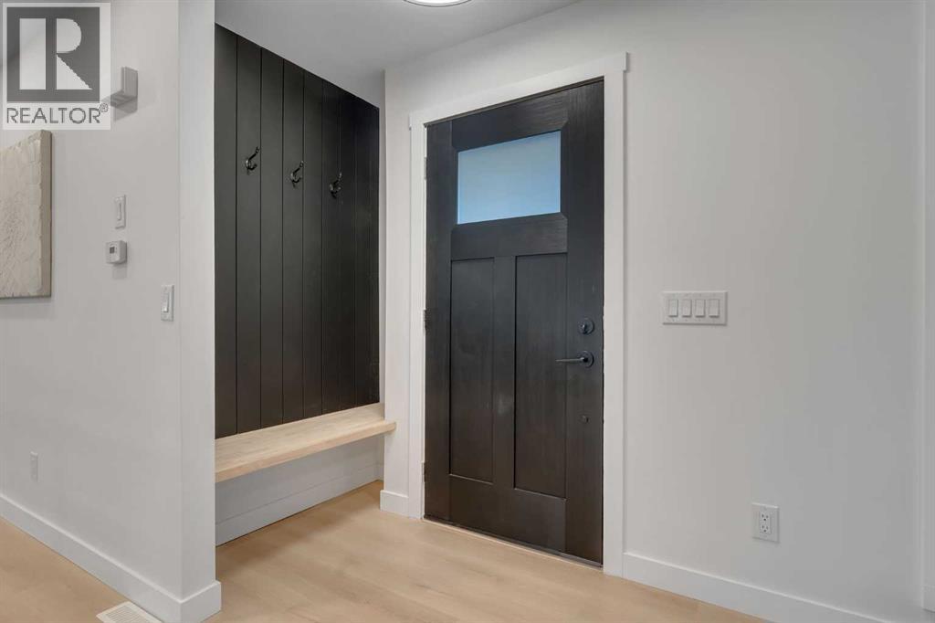 104 Oakmoor Place SW, Oakridge, Calgary photo 4
