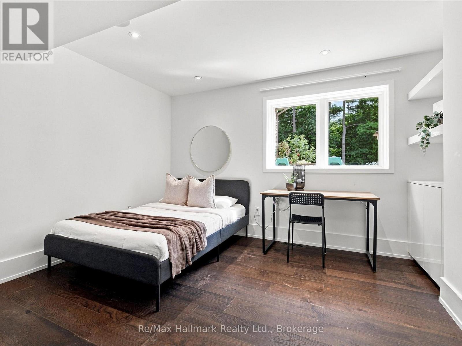 2076 GLENFOREST CRESCENT - Image 34