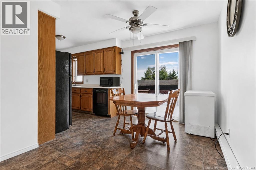 280 Tobias Avenue - Image 18