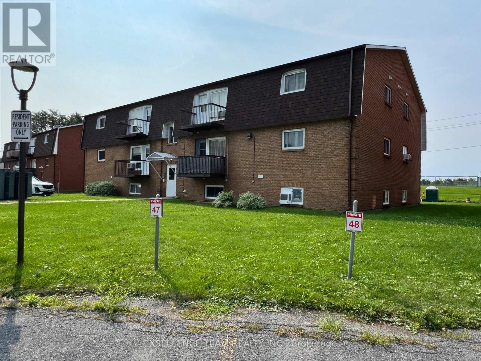 #12 75 RACE STREET - 2