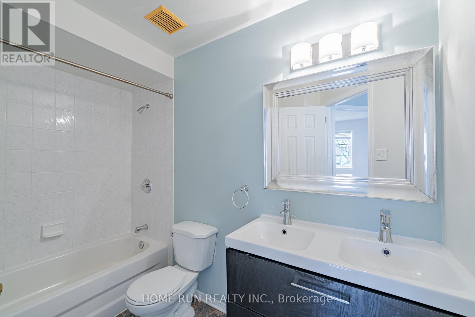 3 Bed, 3 Bath House for Sale in Ottawa – 182 WINDHURST DRIVE, Ottawa – MLS# X13574930 - Image 39