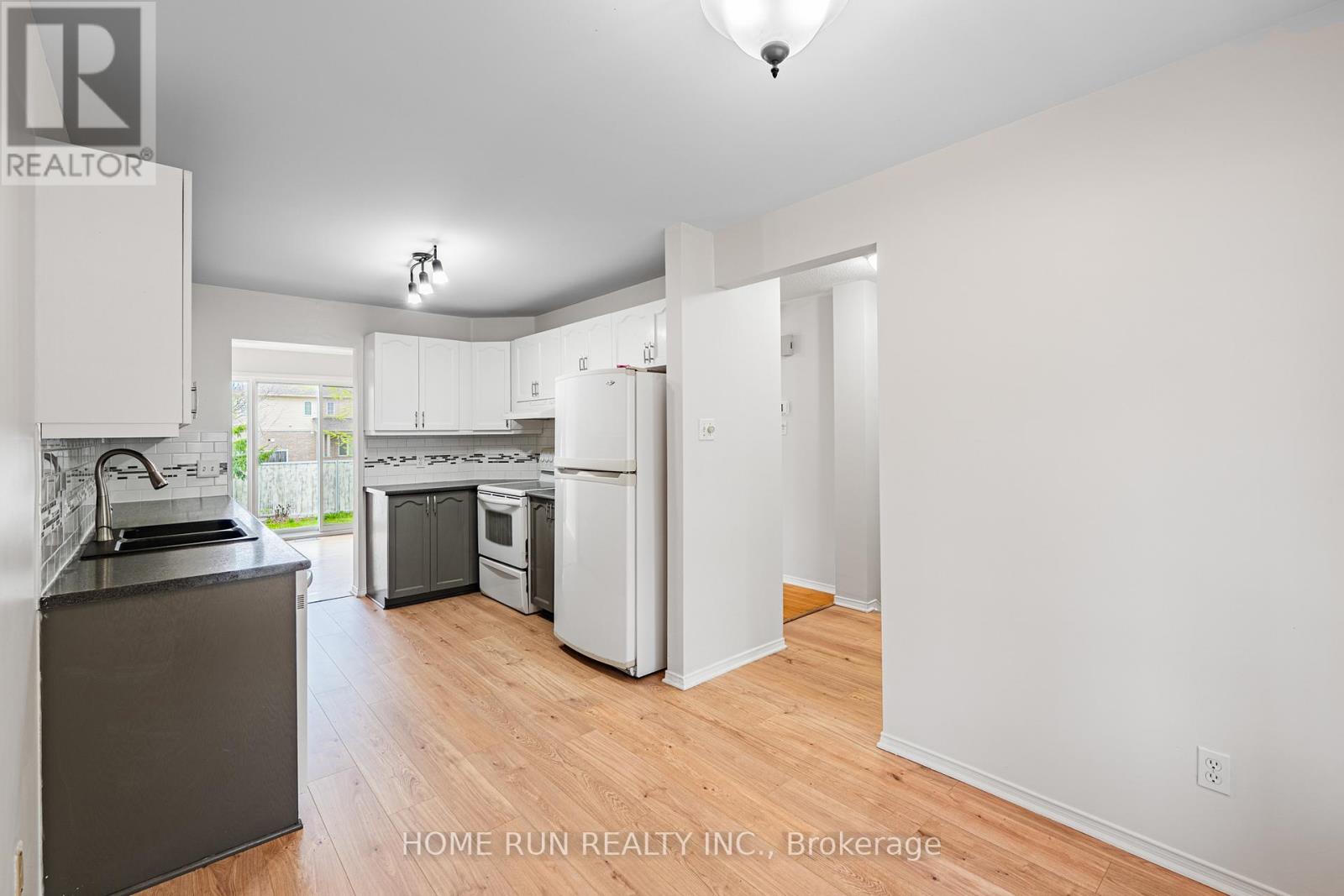 3 Bed, 3 Bath House for Sale in Ottawa – 182 WINDHURST DRIVE, Ottawa – MLS# X13574930 - Image 13