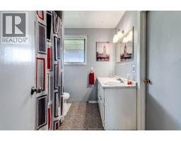 250 Road 3 East, Kingsville, ON N9Y2E5 Photo 16
