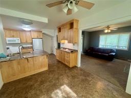 Sunroom - 25 Birch Street, Pine Falls, MB R0E1M0 Photo 7