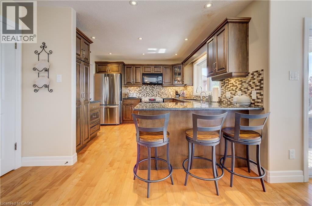 135 GERBER MEADOWS Drive - Image 17