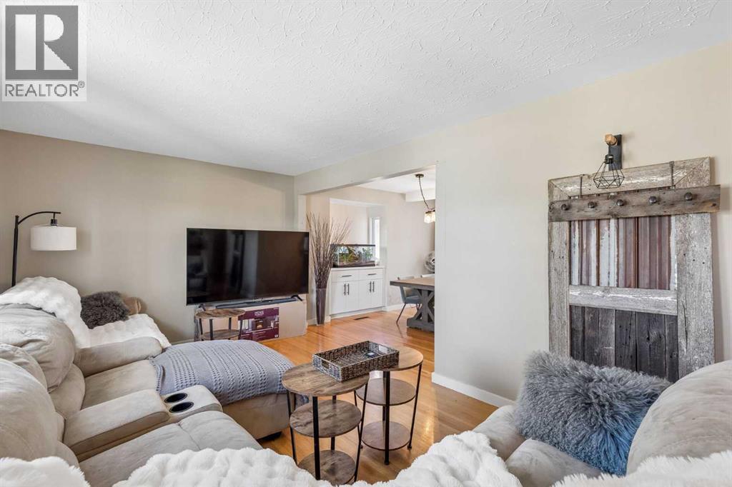 4936 Worcester Drive SW - 5