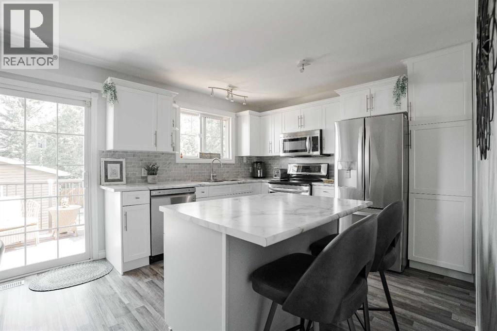 114 Hilltop Crescent, Fort McMurray