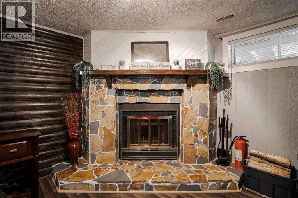 114 Hilltop Crescent, Fort McMurray