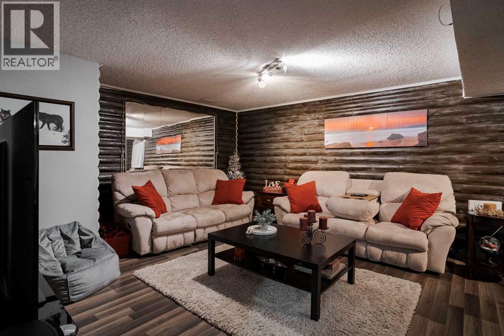 114 Hilltop Crescent, Fort McMurray