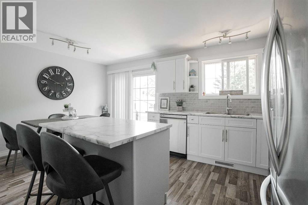 114 Hilltop Crescent, Fort McMurray