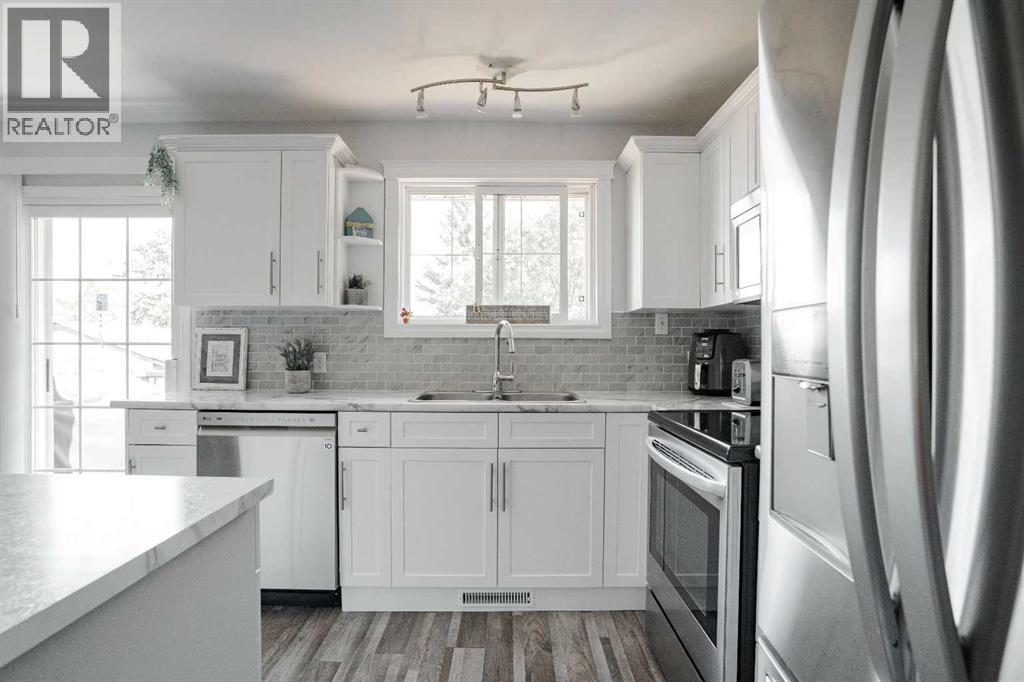 114 Hilltop Crescent, Fort McMurray