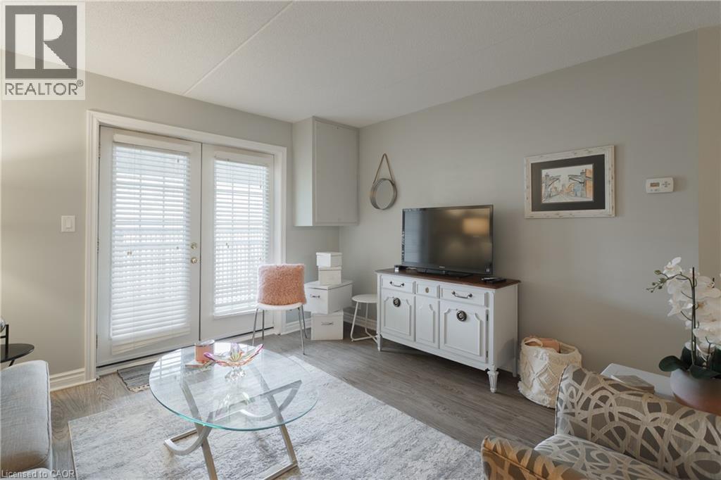 #218 2040 CLEAVER Avenue - 25